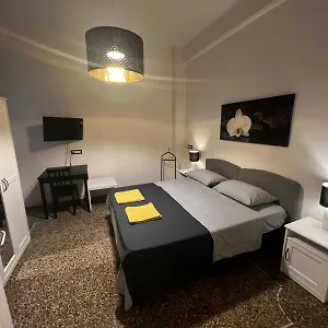 Acquamarina , Genova Italia