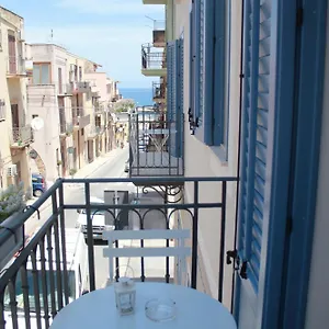 Calida 3*, Castellammare del Golfo Italia